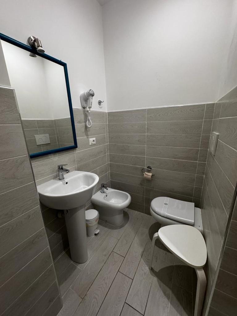 Ameli Room Флоренція Екстер'єр фото